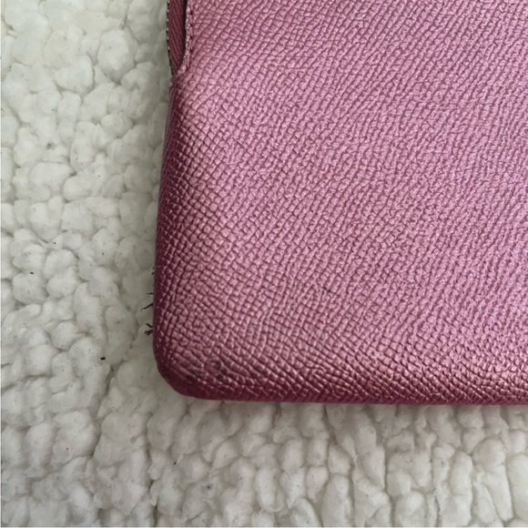 Coach Metallic Pink Leather Wristlet - Picture 4 of 5